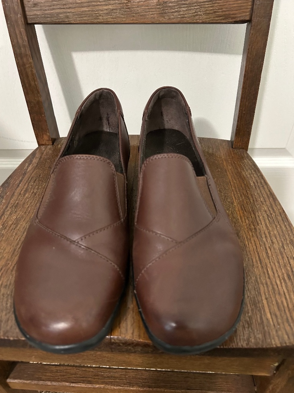 Clarks Bendables May Ivy Brown Leather Women's Slip On Loafers